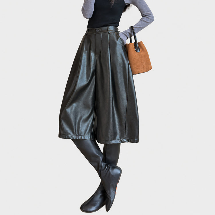 Autumn new Korean old money style retro three-quarter wide-leg leather pants, drapey versatile casual leather pants for women