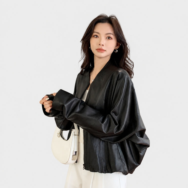 Haining genuine leather jacket for women, 2026 autumn/winter sheepskin jacket, bat-sleeve short crew neck jacket, short lambskin