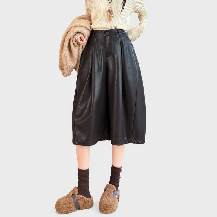 Tangtang~ Seven-quarter vintage wide-leg leather pants for women, 2026 autumn new old money style, drapey versatile casual PU leather pants